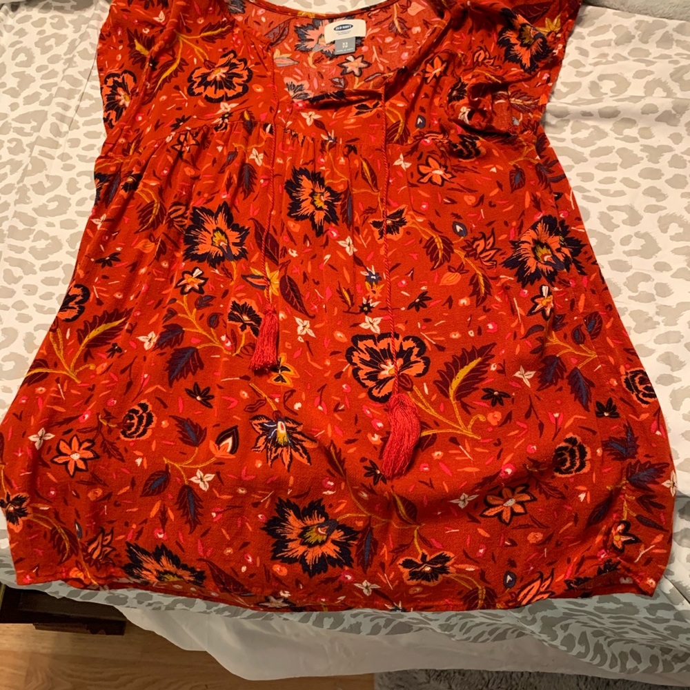 Cute flower shirt